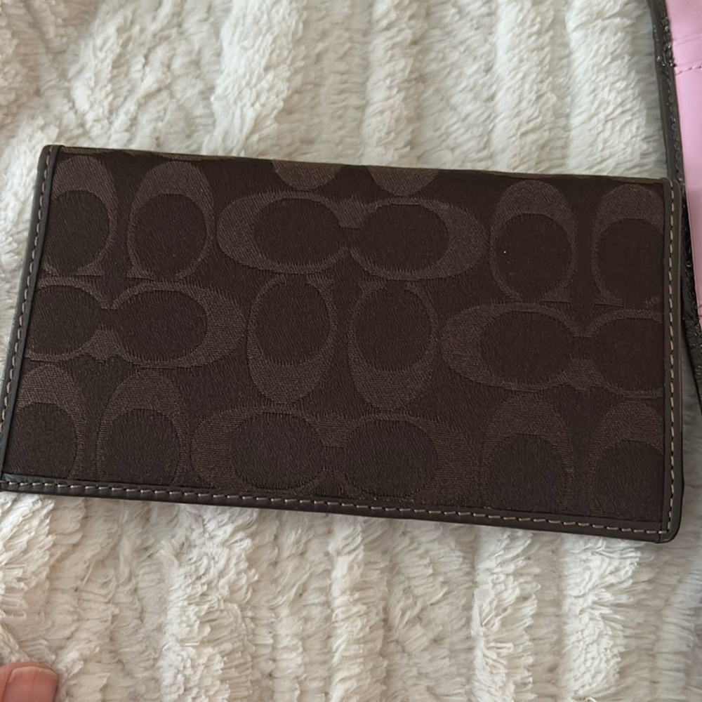 Coach brown wallet with buckle - Picture 6 of 10